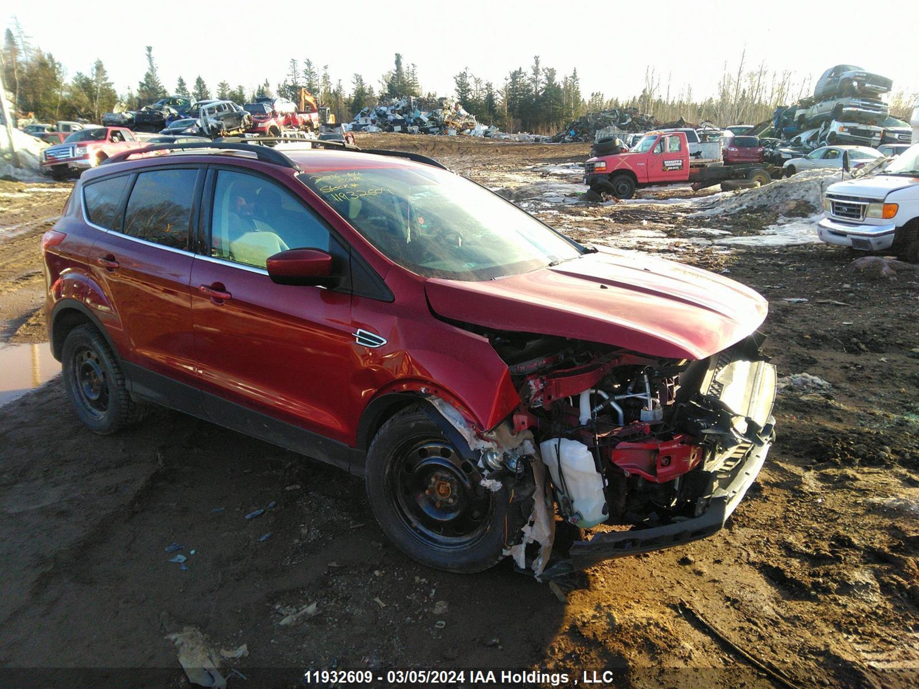 Photo 0 VIN: 1FMCU9GX4GUA00414 - FORD ESCAPE 