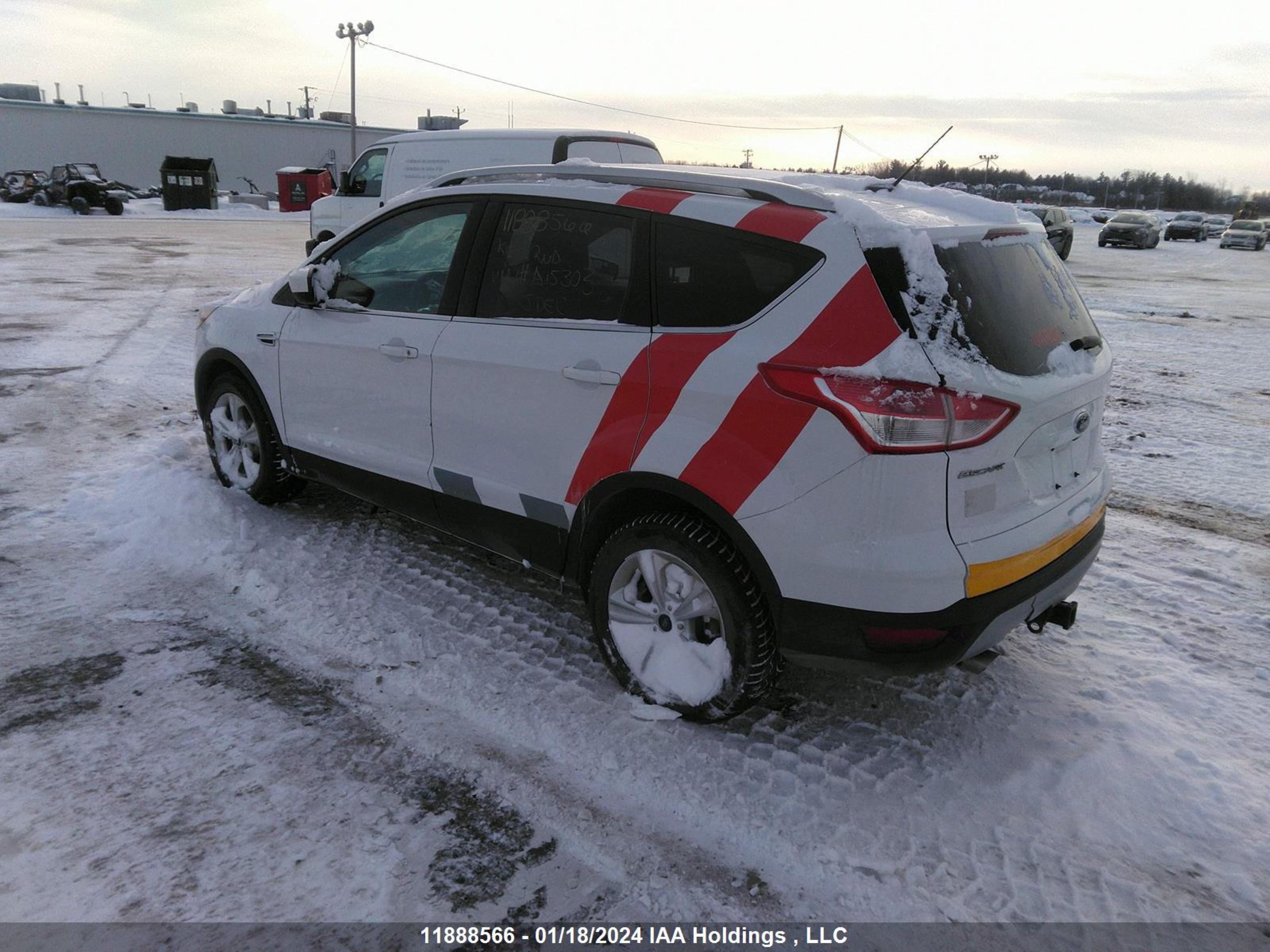 Photo 2 VIN: 1FMCU9GX4GUA15303 - FORD ESCAPE 