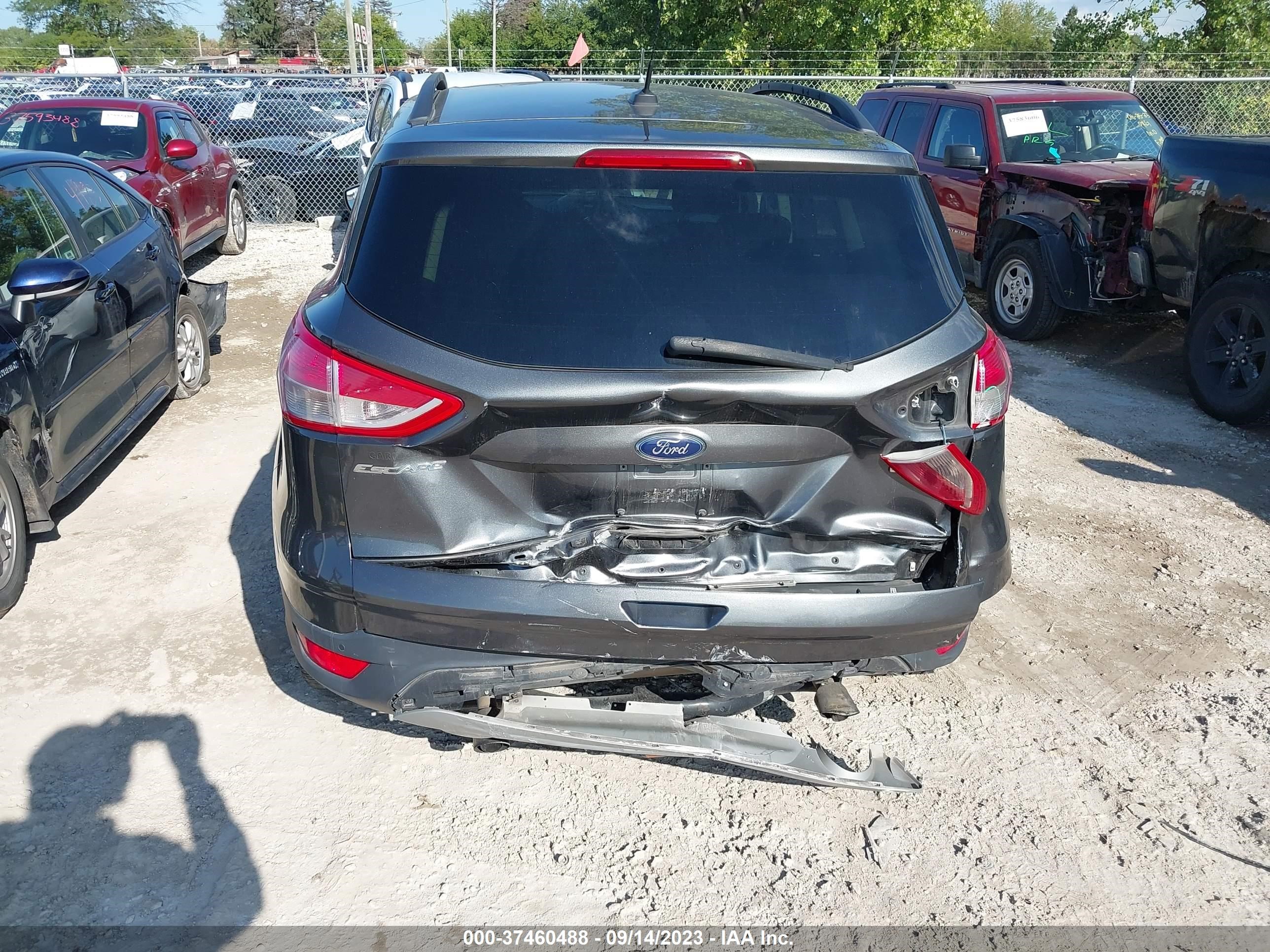 Photo 15 VIN: 1FMCU9GX4GUB69168 - FORD ESCAPE 