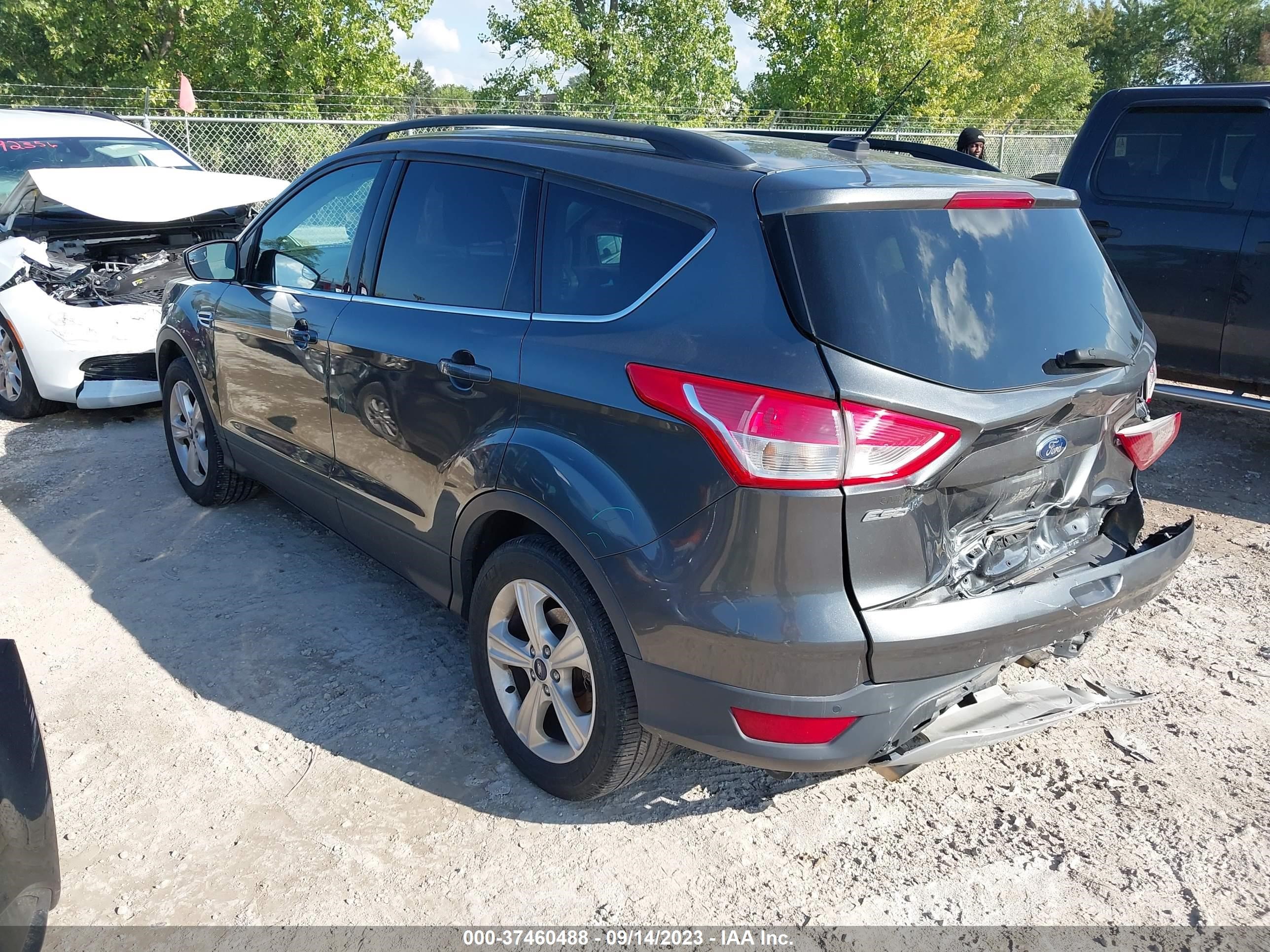 Photo 2 VIN: 1FMCU9GX4GUB69168 - FORD ESCAPE 