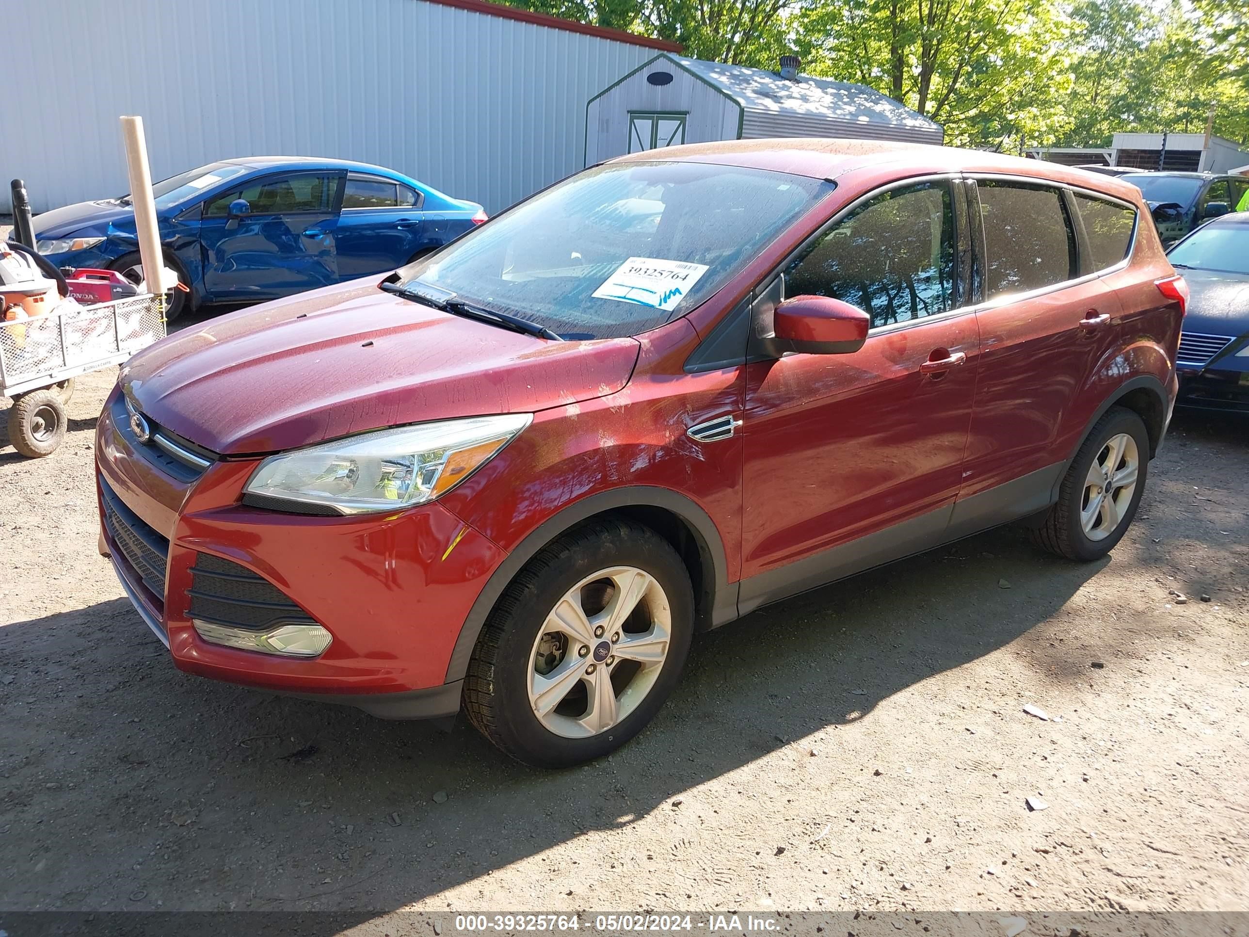 Photo 1 VIN: 1FMCU9GX4GUB74452 - FORD ESCAPE 