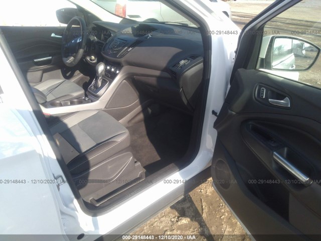 Photo 4 VIN: 1FMCU9GX5DUB32447 - FORD ESCAPE 