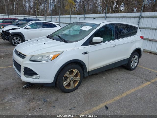 Photo 1 VIN: 1FMCU9GX5DUC04442 - FORD ESCAPE 