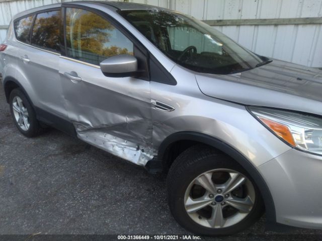 Photo 5 VIN: 1FMCU9GX5EUD46789 - FORD ESCAPE 