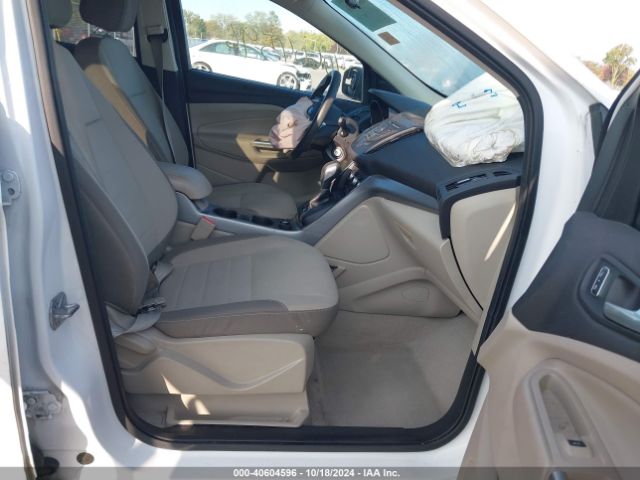 Photo 4 VIN: 1FMCU9GX5FUA12280 - FORD ESCAPE 