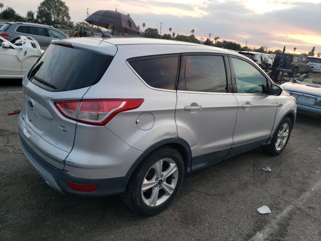 Photo 2 VIN: 1FMCU9GX5FUB10256 - FORD ESCAPE 