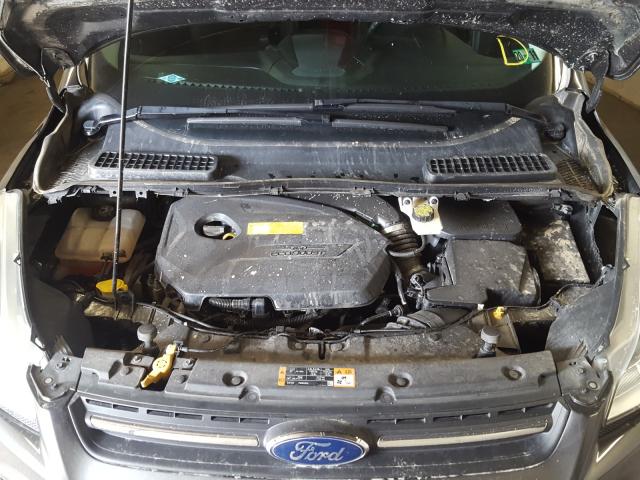 Photo 6 VIN: 1FMCU9GX5GUB10596 - FORD ESCAPE SE 