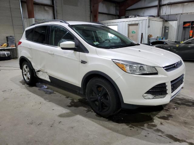 Photo 3 VIN: 1FMCU9GX5GUB12901 - FORD ESCAPE 