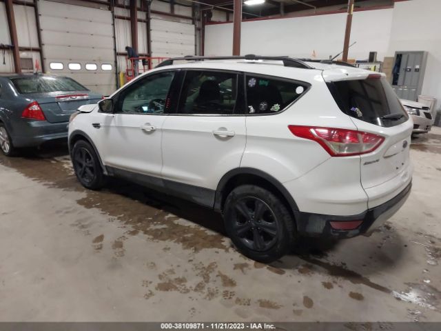 Photo 2 VIN: 1FMCU9GX5GUB63430 - FORD ESCAPE 