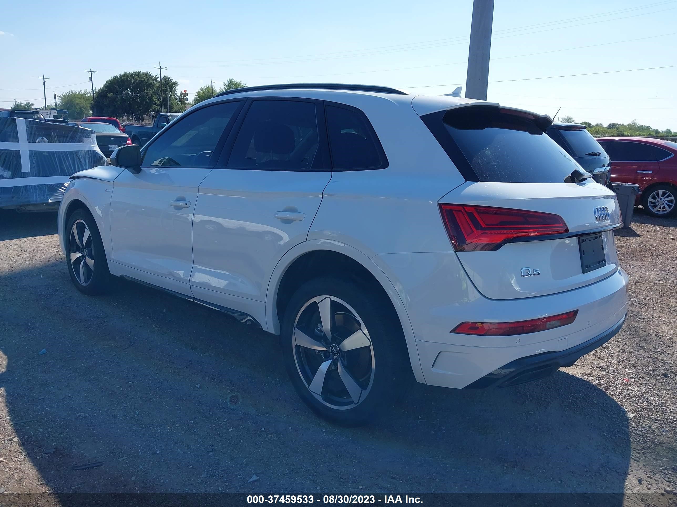 Photo 2 VIN: 1FMCU9GX6DUD04274 - AUDI Q5 