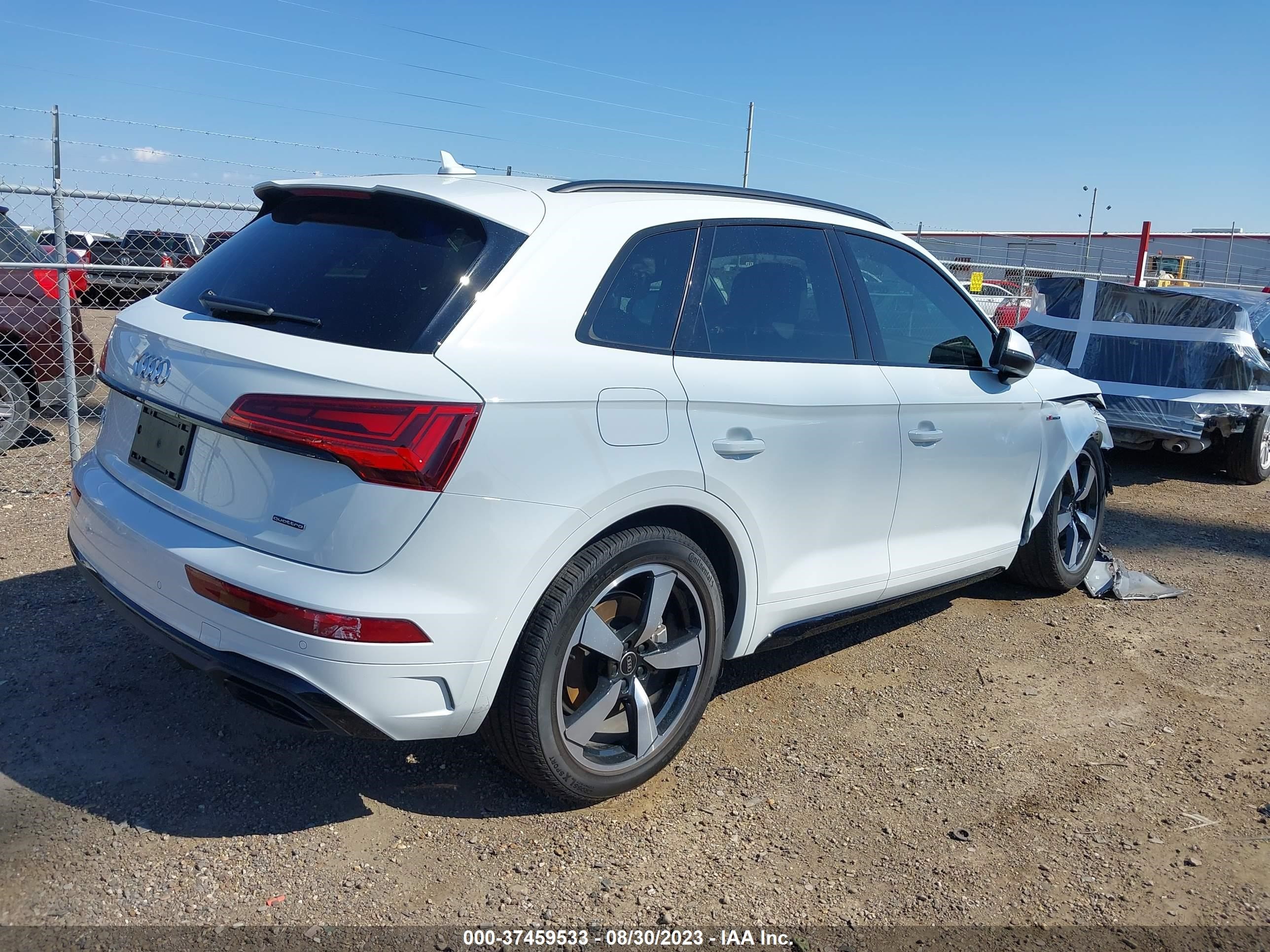 Photo 3 VIN: 1FMCU9GX6DUD04274 - AUDI Q5 