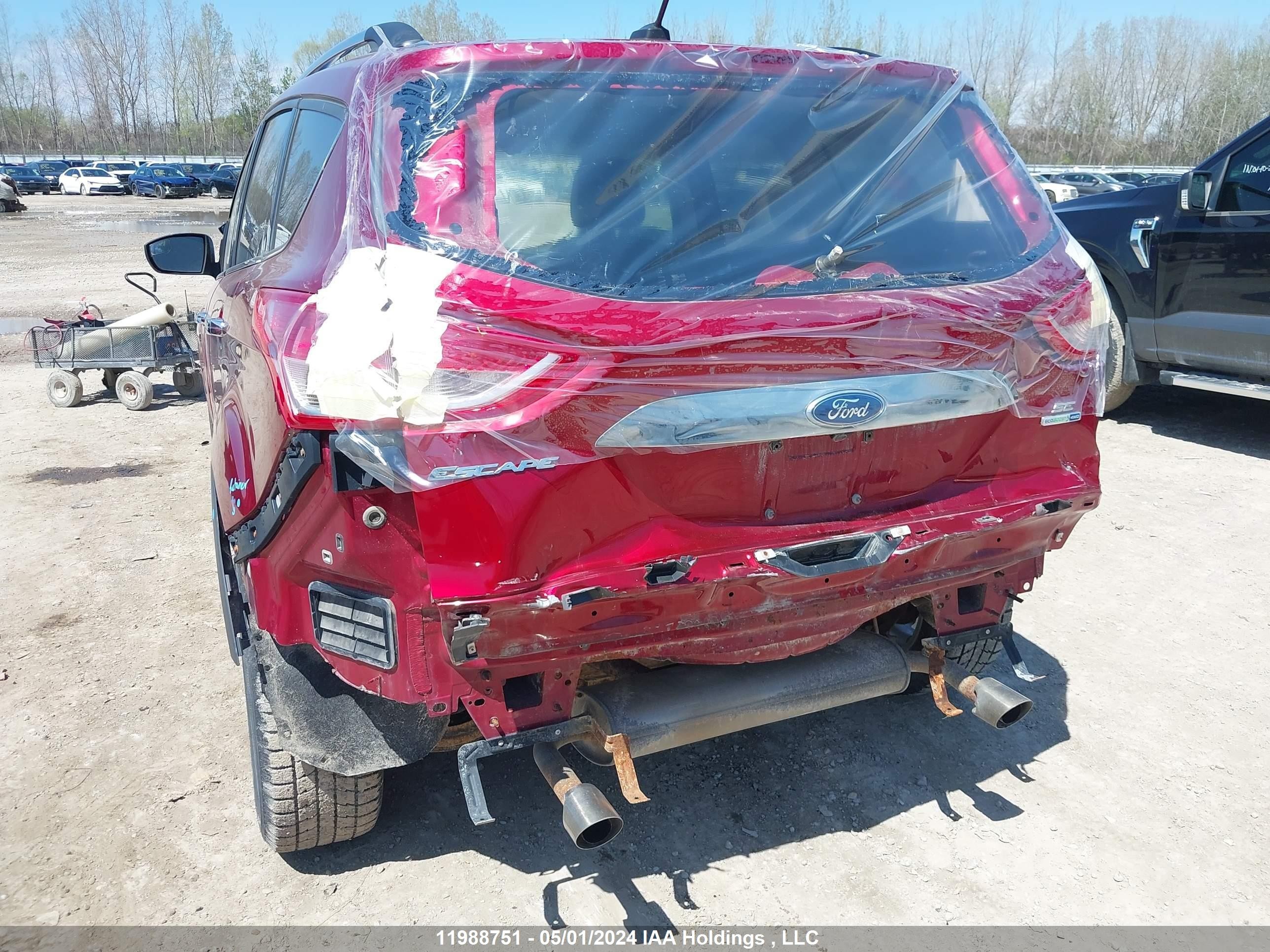 Photo 5 VIN: 1FMCU9GX6FUC18045 - FORD ESCAPE 