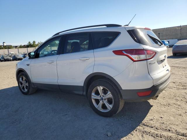 Photo 1 VIN: 1FMCU9GX6GUA49887 - FORD ESCAPE SE 