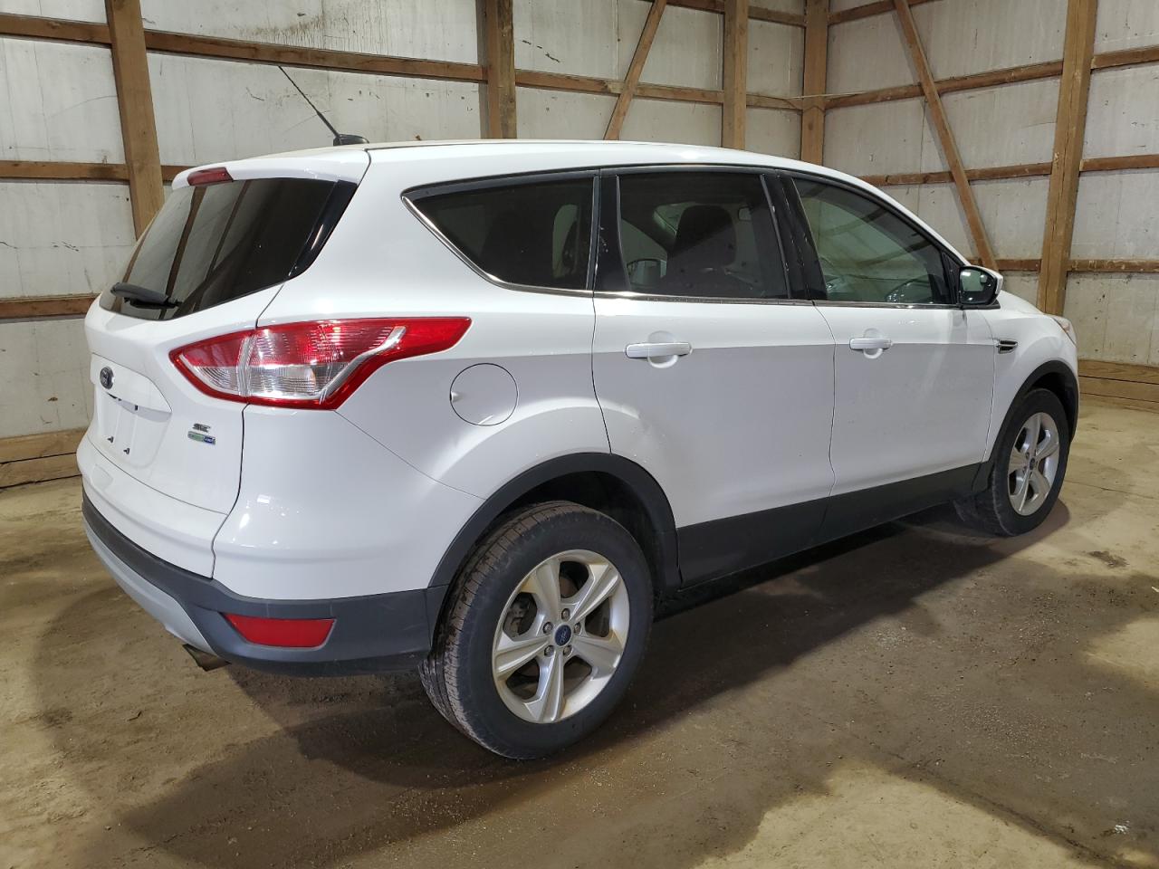 Photo 2 VIN: 1FMCU9GX6GUC86735 - FORD ESCAPE 