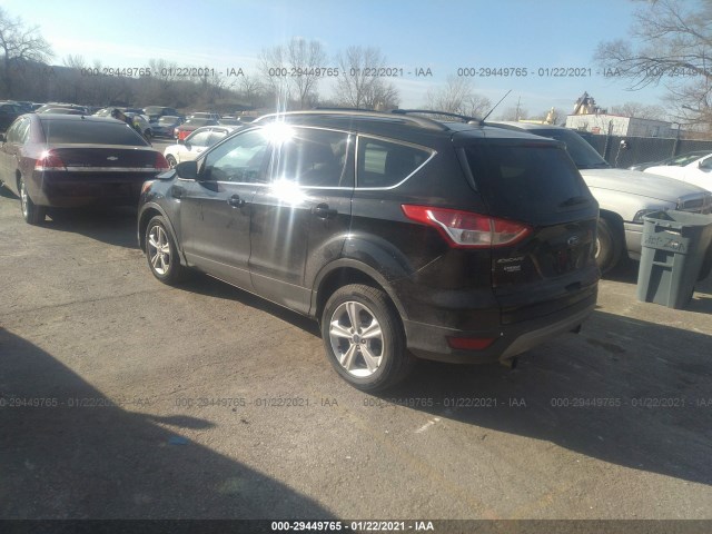 Photo 2 VIN: 1FMCU9GX7DUB25340 - FORD ESCAPE 