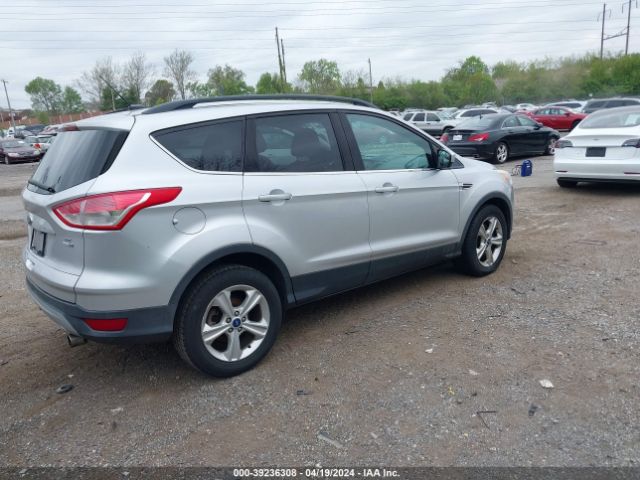 Photo 3 VIN: 1FMCU9GX7DUC66568 - FORD ESCAPE 