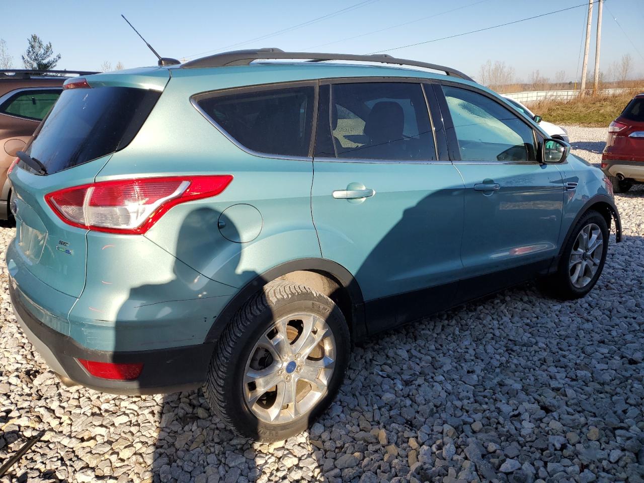 Photo 2 VIN: 1FMCU9GX7DUD52642 - FORD ESCAPE 