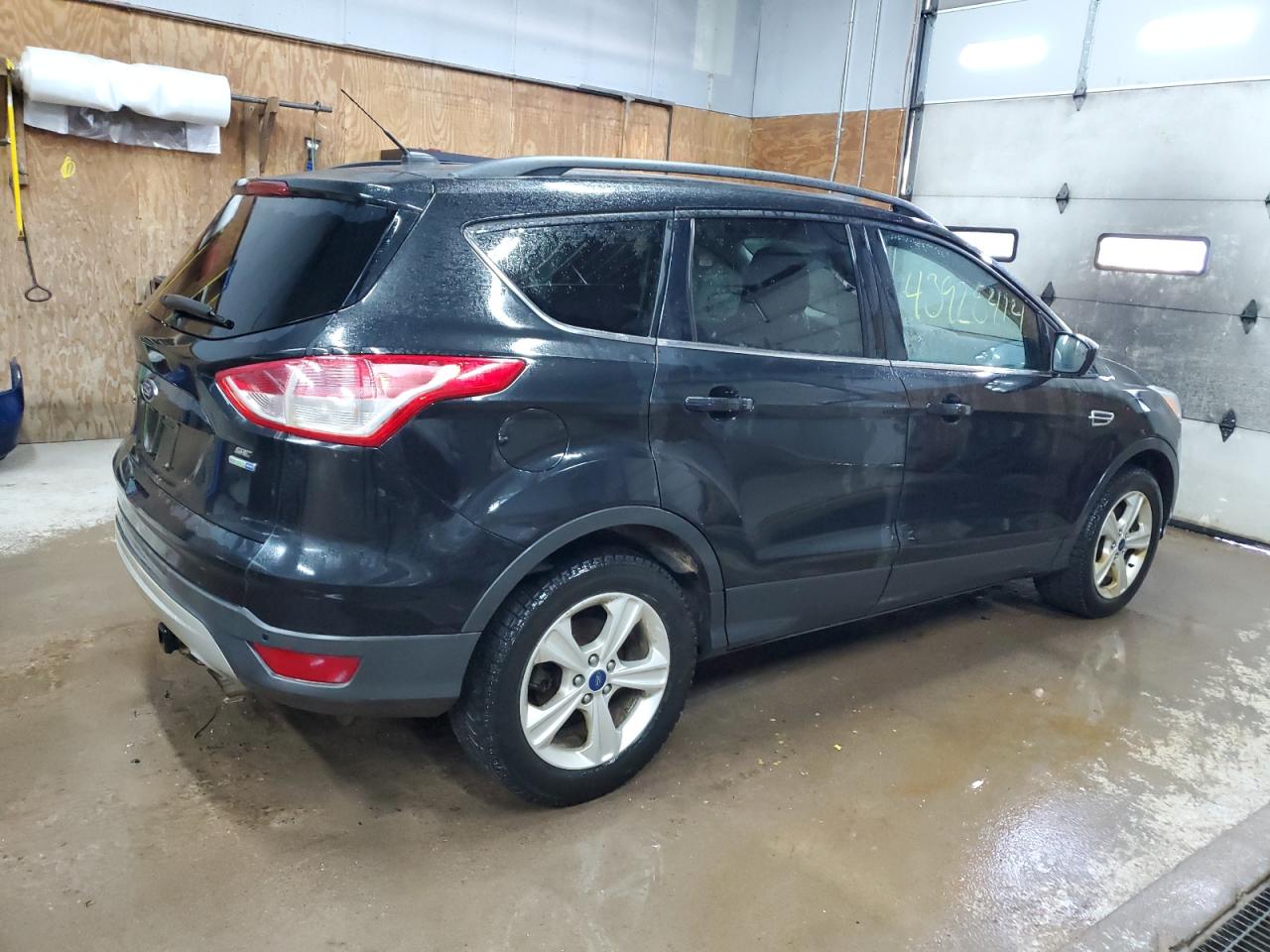 Photo 2 VIN: 1FMCU9GX7EUC84201 - FORD ESCAPE 