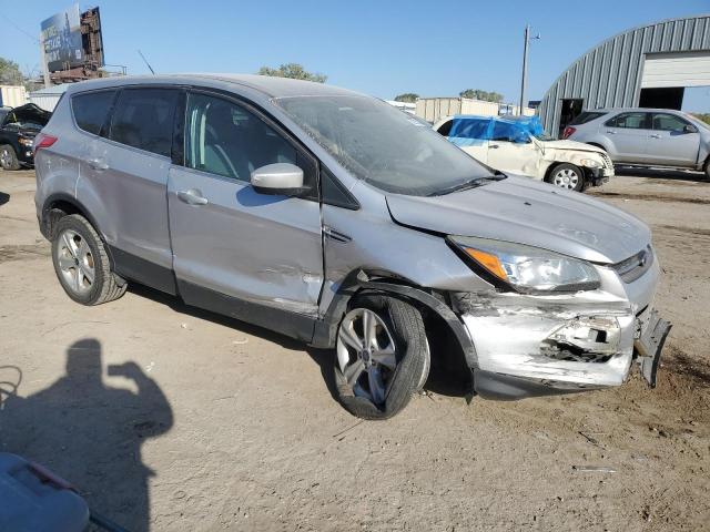 Photo 3 VIN: 1FMCU9GX7FUB72872 - FORD ESCAPE SE 