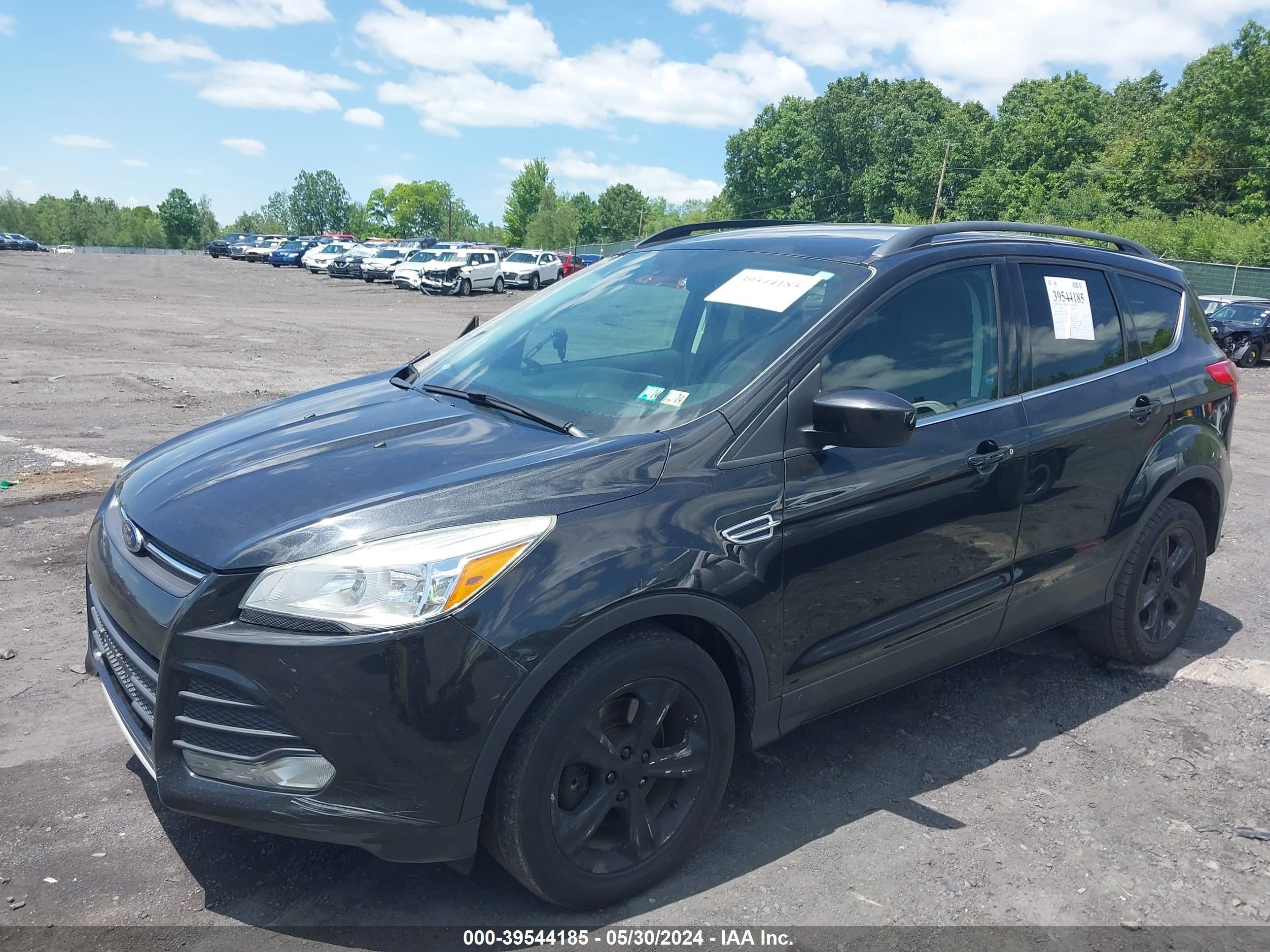 Photo 1 VIN: 1FMCU9GX7FUC06258 - FORD ESCAPE 