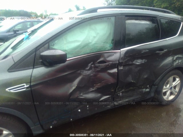 Photo 5 VIN: 1FMCU9GX7GUC17083 - FORD ESCAPE 