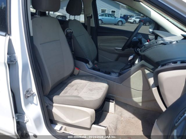 Photo 4 VIN: 1FMCU9GX8EUA51363 - FORD ESCAPE 