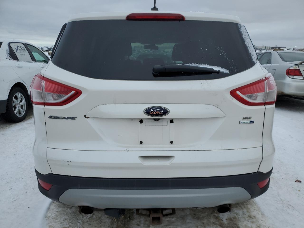 Photo 5 VIN: 1FMCU9GX8EUC39901 - FORD ESCAPE 