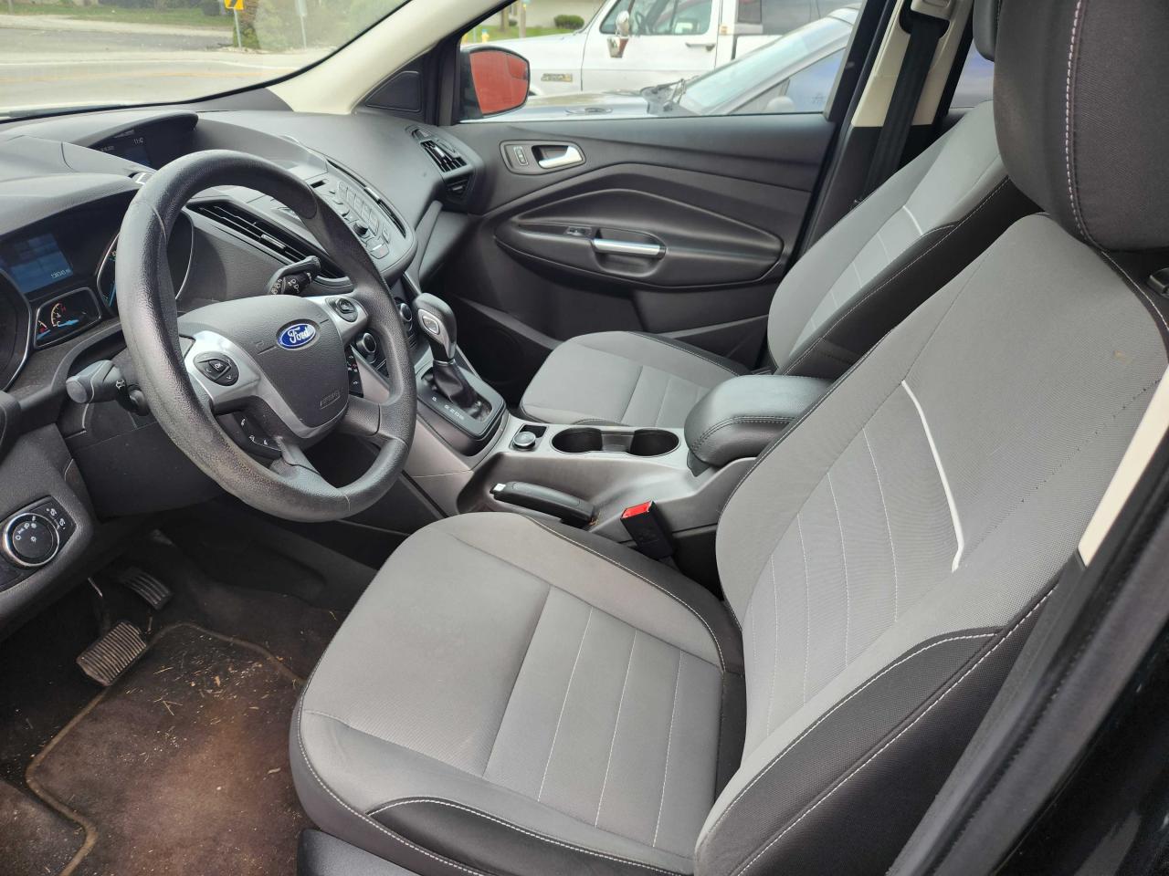 Photo 8 VIN: 1FMCU9GX8EUC66418 - FORD ESCAPE 