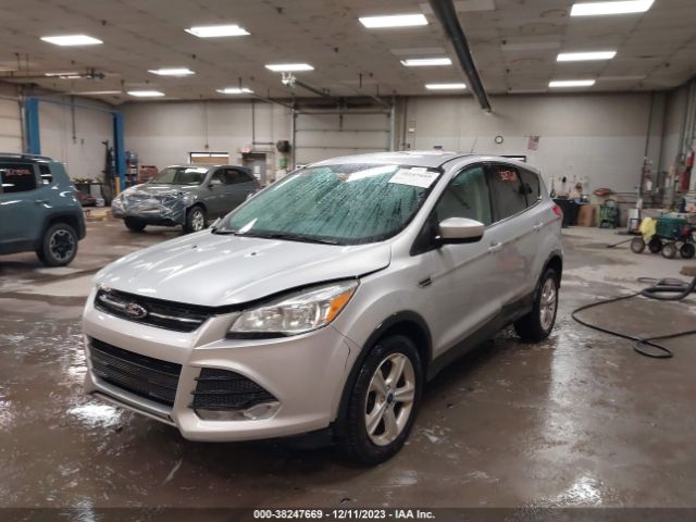 Photo 1 VIN: 1FMCU9GX8FUB22594 - FORD ESCAPE 