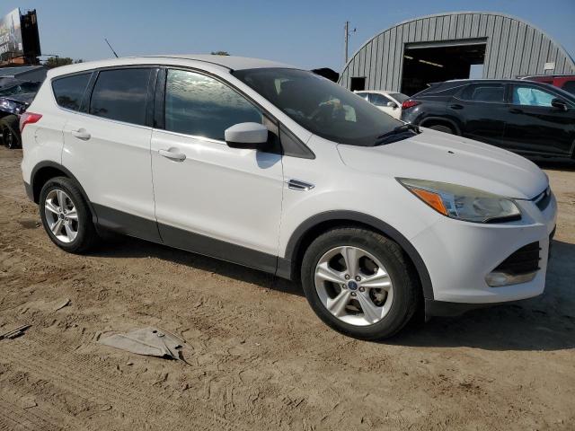 Photo 3 VIN: 1FMCU9GX8FUB82486 - FORD ESCAPE SE 