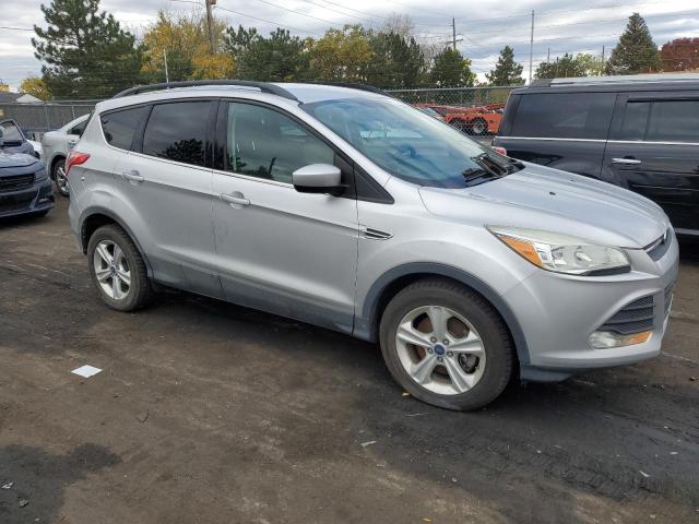 Photo 3 VIN: 1FMCU9GX8GUA12825 - FORD ESCAPE SE 