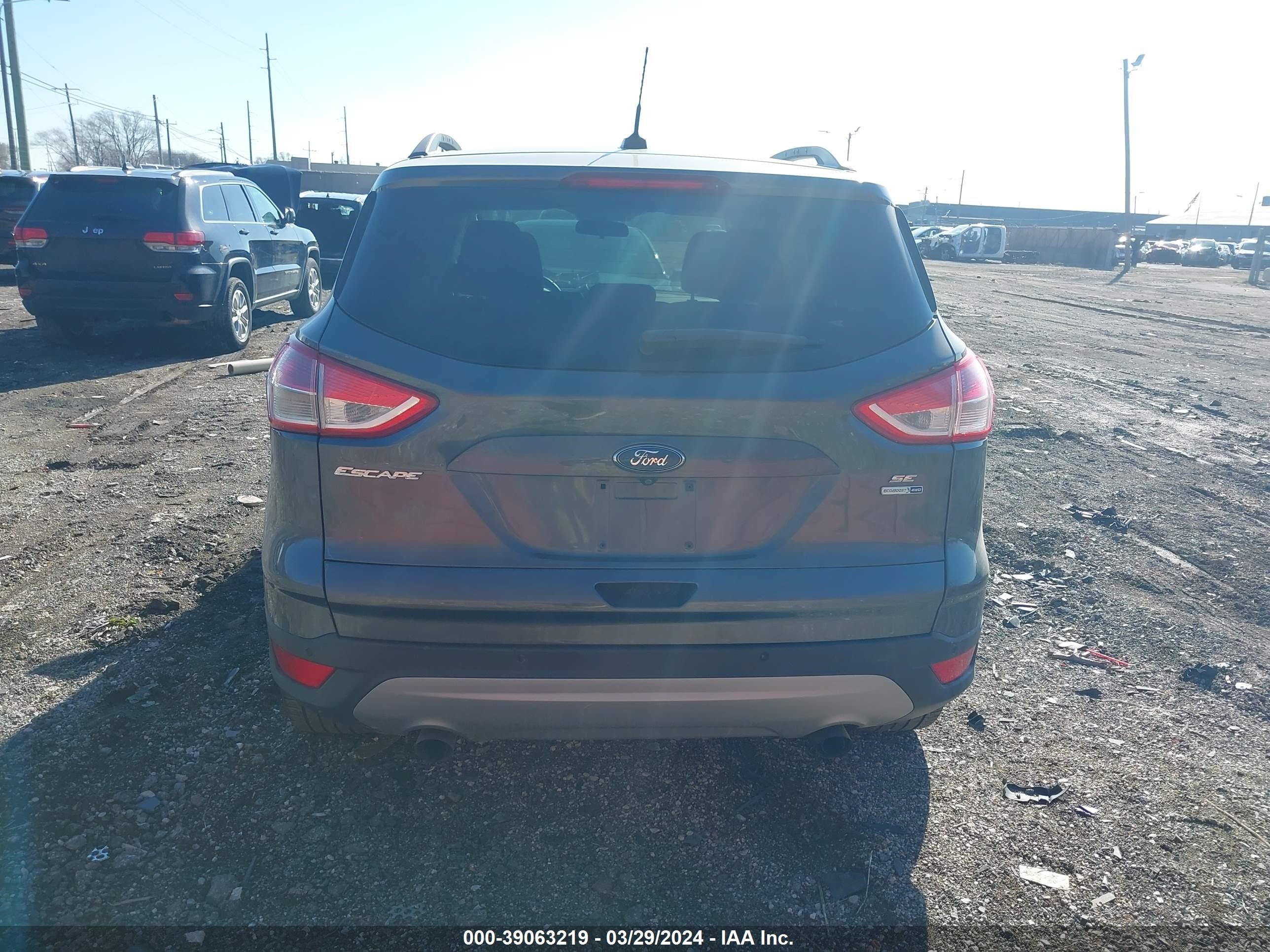 Photo 15 VIN: 1FMCU9GX8GUA64620 - FORD ESCAPE 