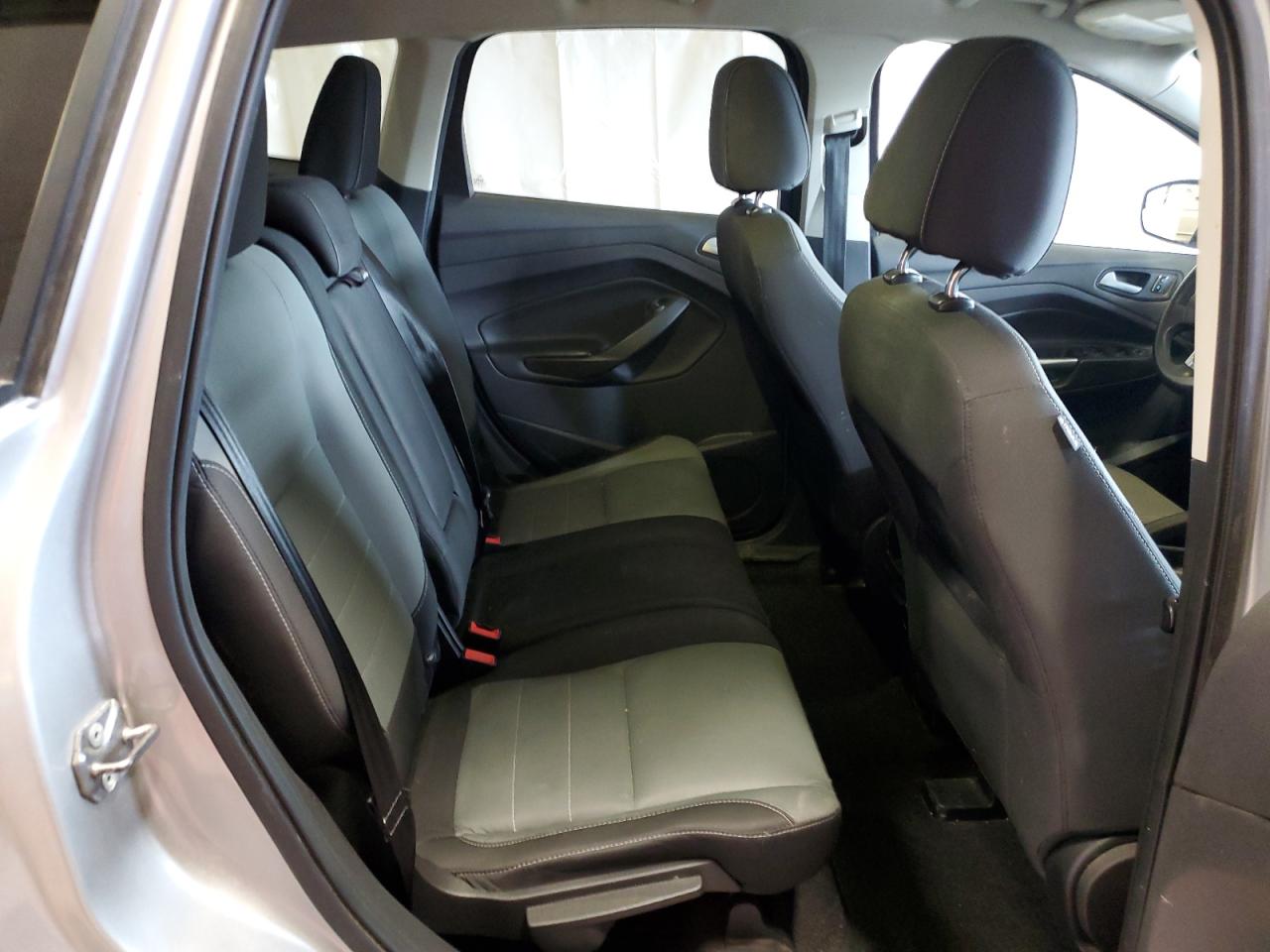 Photo 10 VIN: 1FMCU9GX8GUB12875 - FORD ESCAPE 