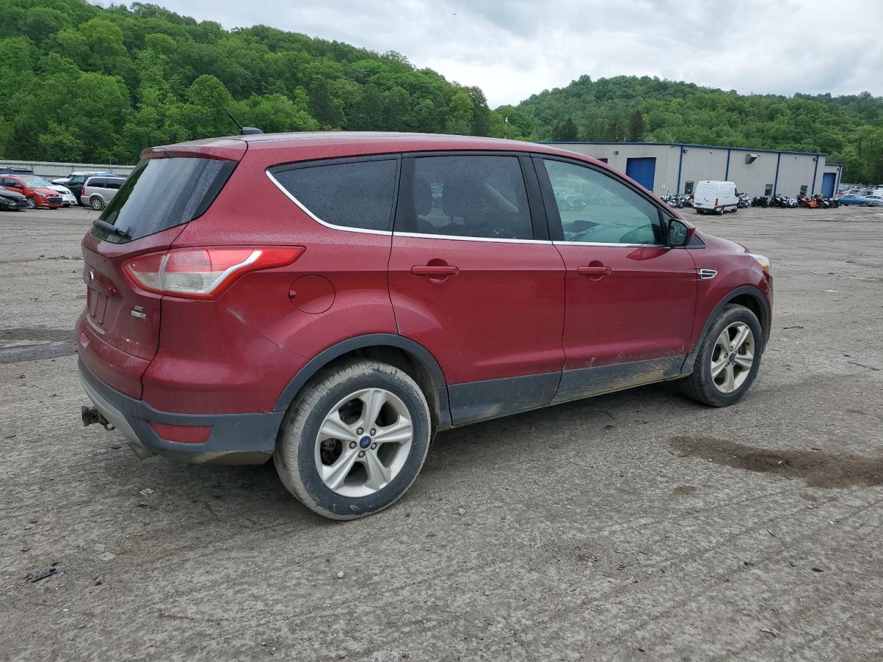 Photo 2 VIN: 1FMCU9GX8GUB34522 - FORD ESCAPE SE 