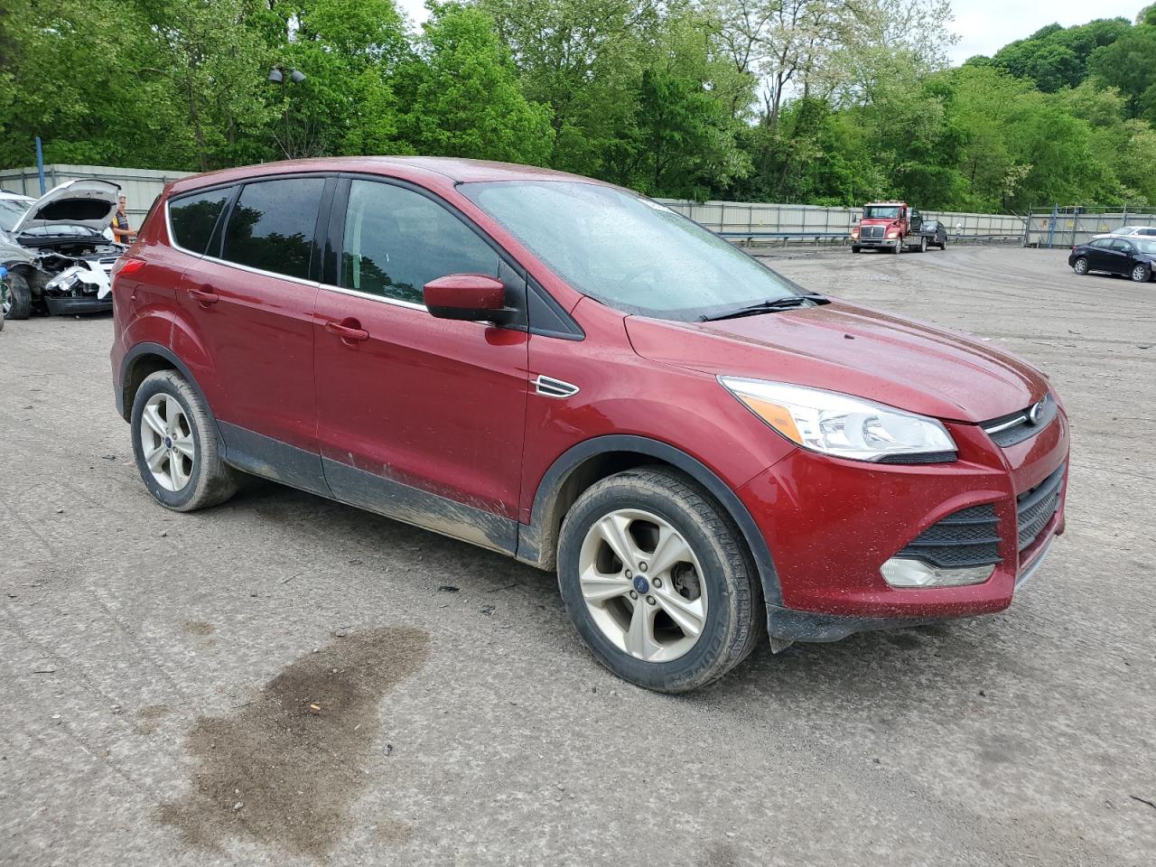 Photo 3 VIN: 1FMCU9GX8GUB34522 - FORD ESCAPE SE 