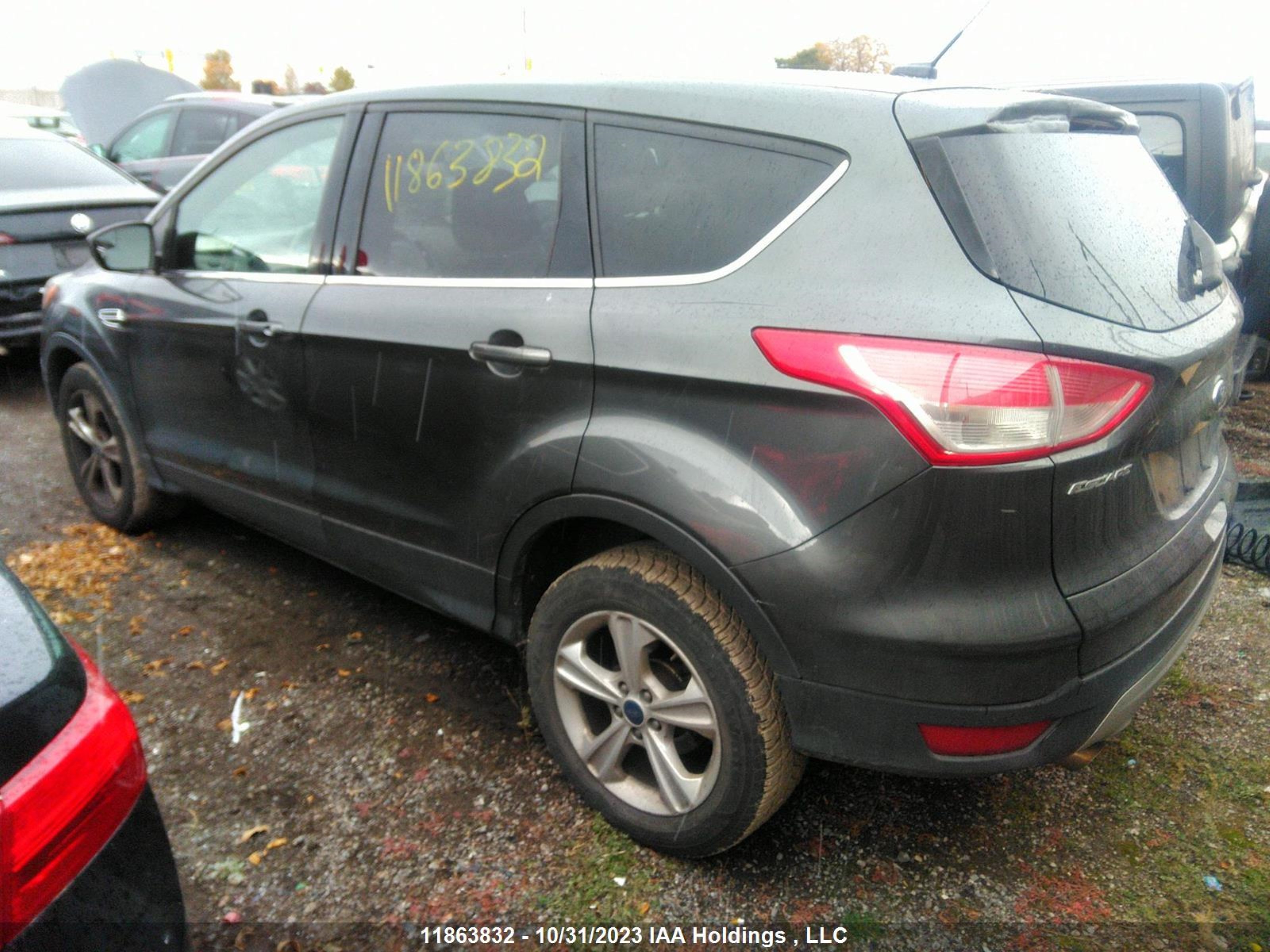 Photo 2 VIN: 1FMCU9GX8GUC30893 - FORD ESCAPE 