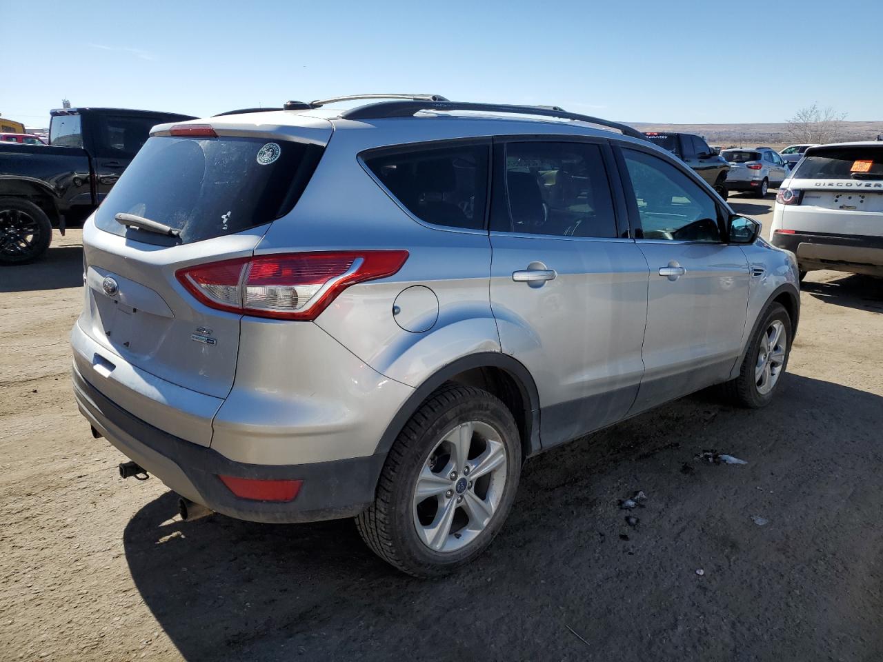 Photo 2 VIN: 1FMCU9GX9DUC93979 - FORD ESCAPE 