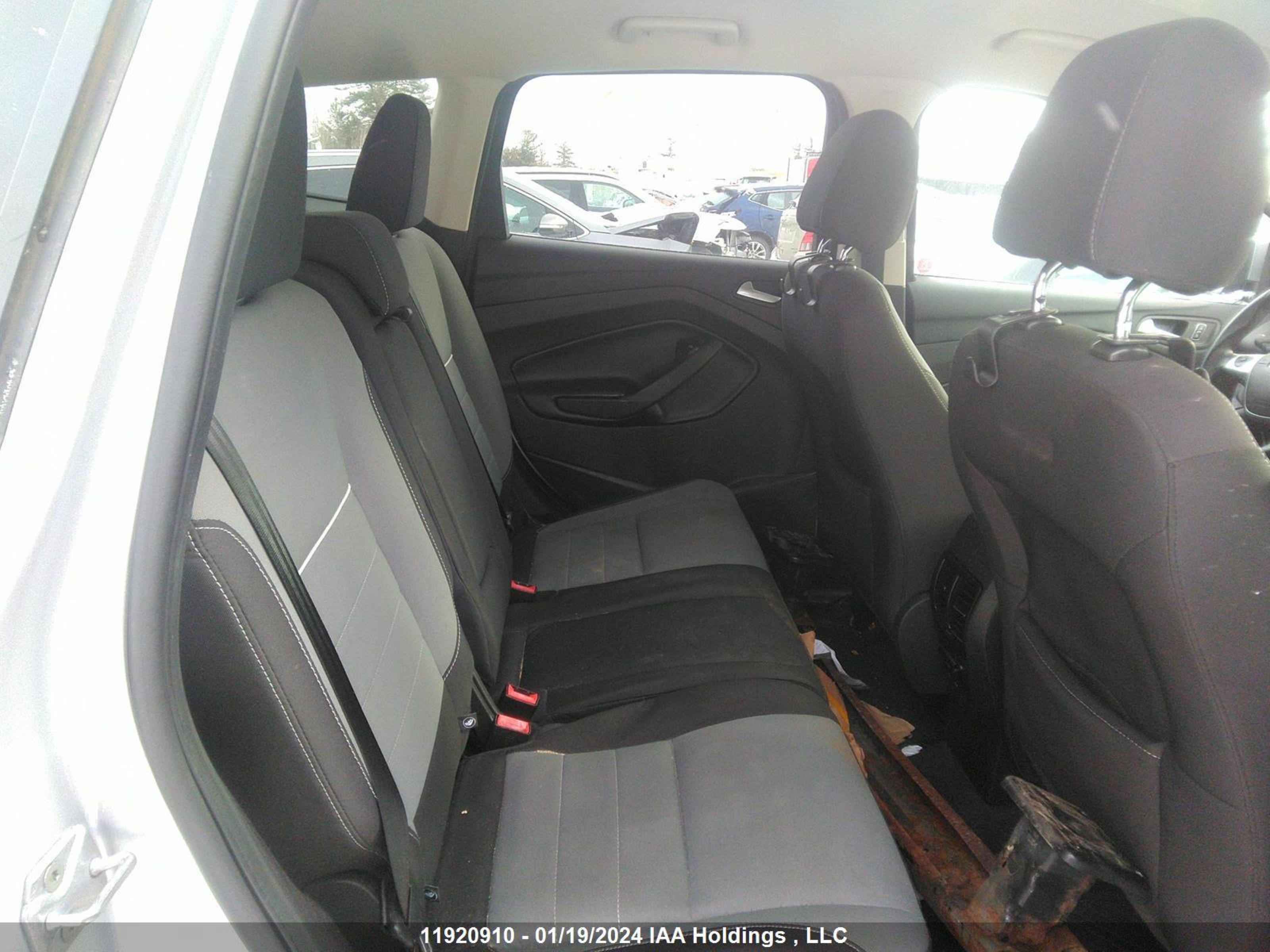 Photo 7 VIN: 1FMCU9GX9EUC39325 - FORD ESCAPE 