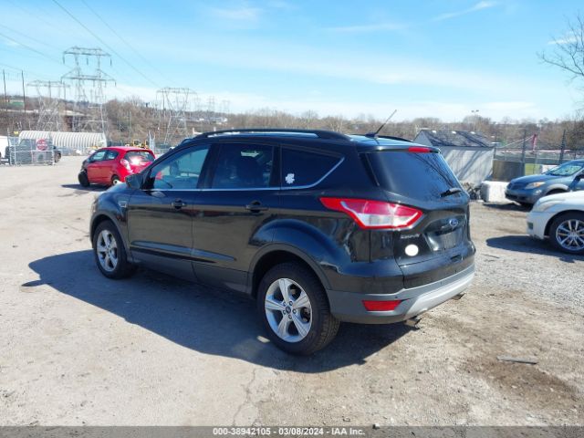 Photo 2 VIN: 1FMCU9GX9EUD41045 - FORD ESCAPE 