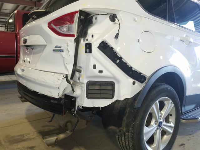 Photo 8 VIN: 1FMCU9GX9EUE08551 - FORD ESCAPE SE 