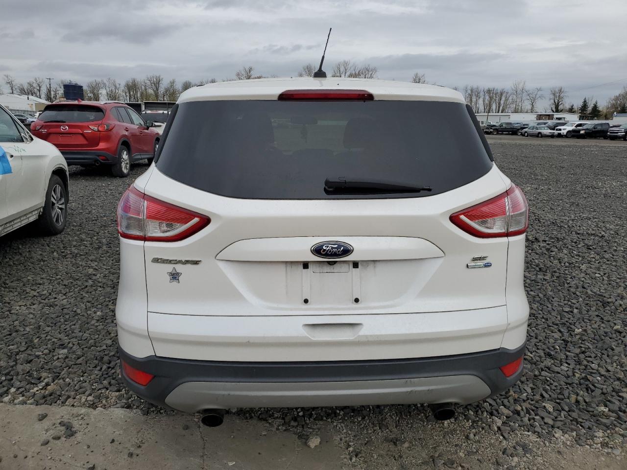 Photo 5 VIN: 1FMCU9GX9EUE14138 - FORD ESCAPE 