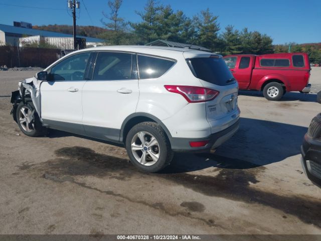 Photo 2 VIN: 1FMCU9GX9FUA30135 - FORD ESCAPE 