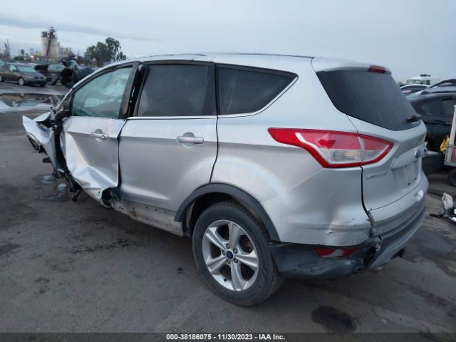 Photo 2 VIN: 1FMCU9GX9GUA85749 - FORD ESCAPE 