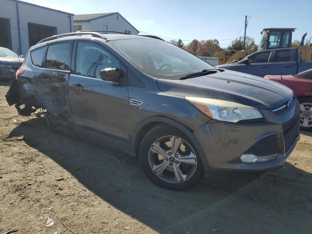 Photo 3 VIN: 1FMCU9GXXFUA86861 - FORD ESCAPE SE 