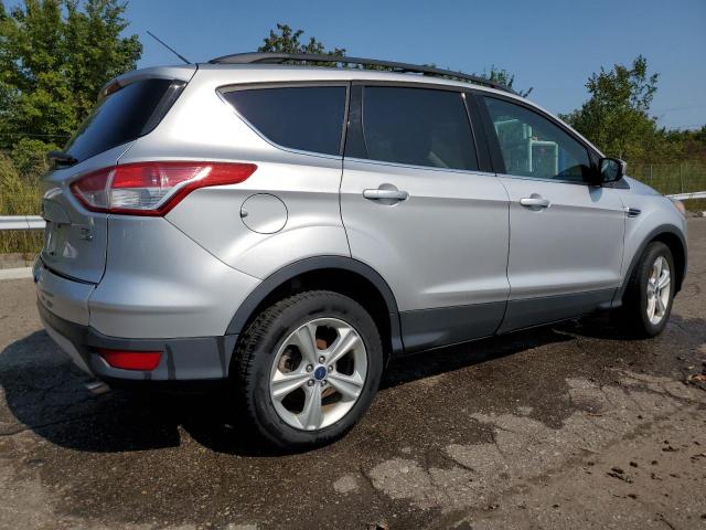 Photo 2 VIN: 1FMCU9GXXFUB96471 - FORD ESCAPE SE 