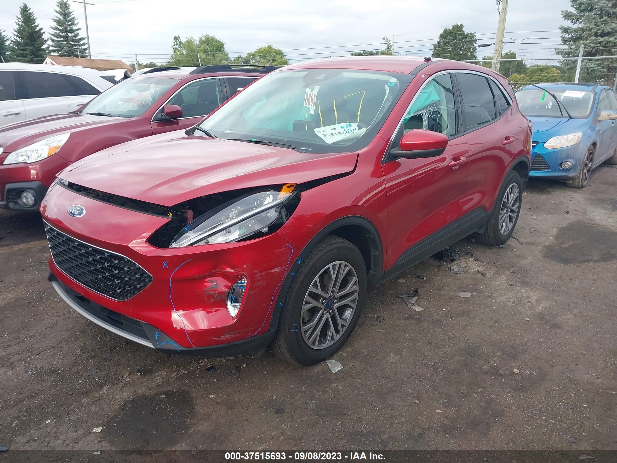 Photo 1 VIN: 1FMCU9H64NUB71117 - FORD ESCAPE 