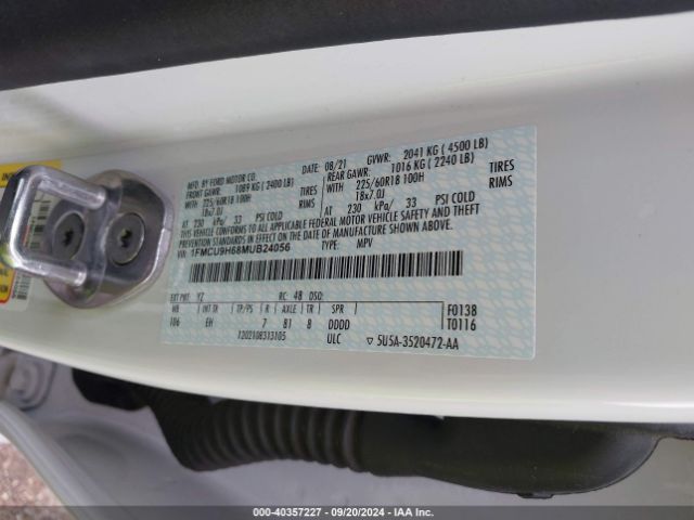 Photo 8 VIN: 1FMCU9H68MUB24056 - FORD ESCAPE 