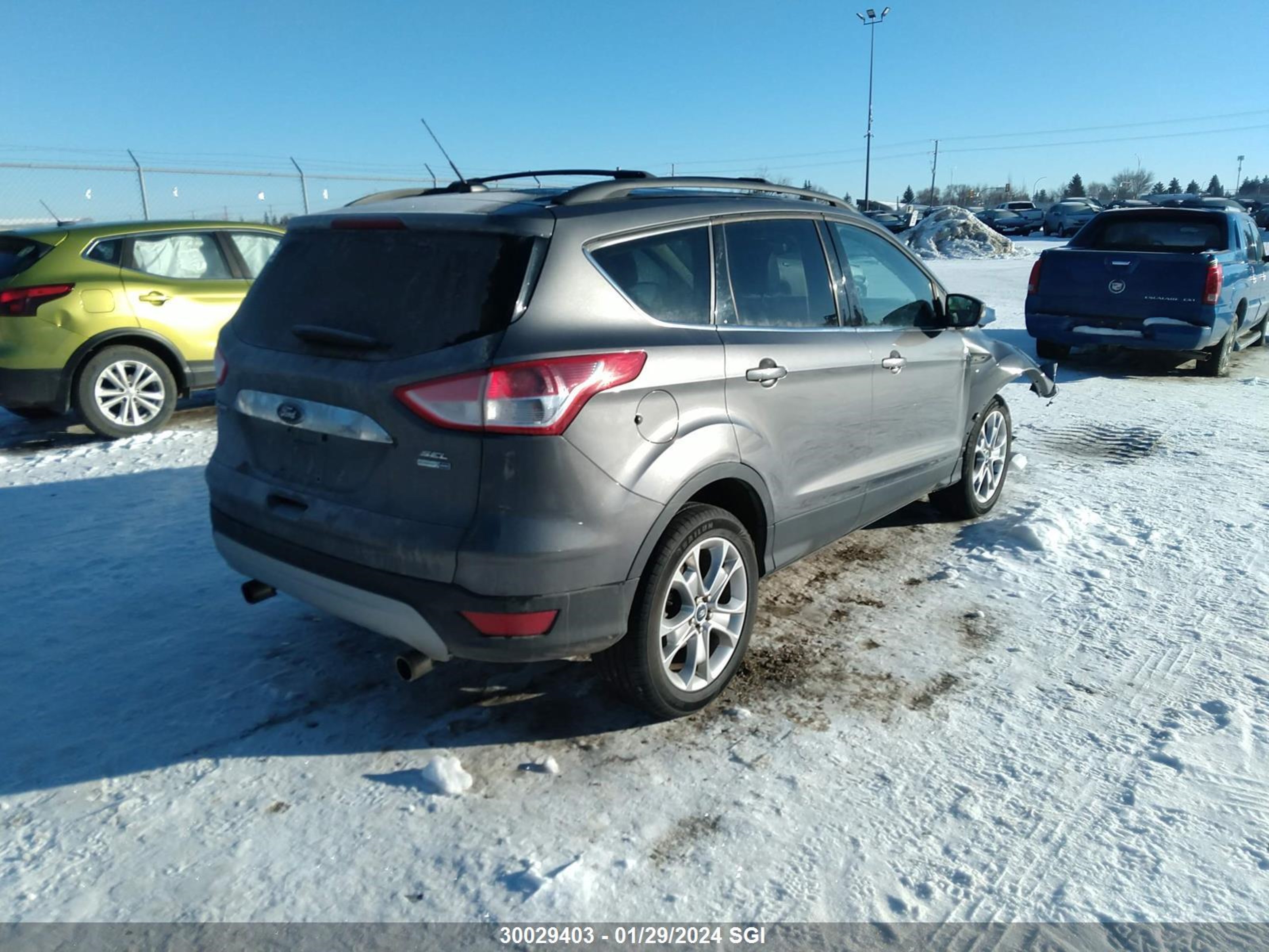 Photo 3 VIN: 1FMCU9H90DUB58180 - FORD ESCAPE 