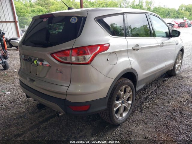 Photo 3 VIN: 1FMCU9H94DUA29651 - FORD ESCAPE 