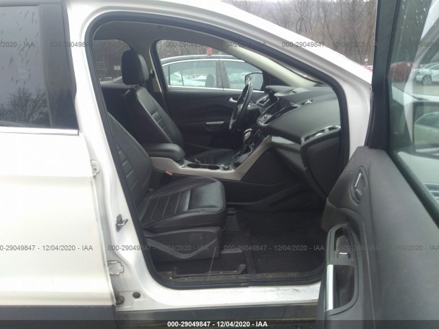 Photo 4 VIN: 1FMCU9H95DUA07772 - FORD ESCAPE 